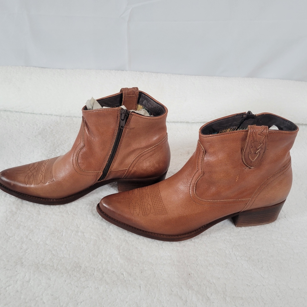 Apropo Leather Ankle Boots Bootie Pointed Toe Chic Western Style Wms Sz 9 Shoes - Picture 4 of 16